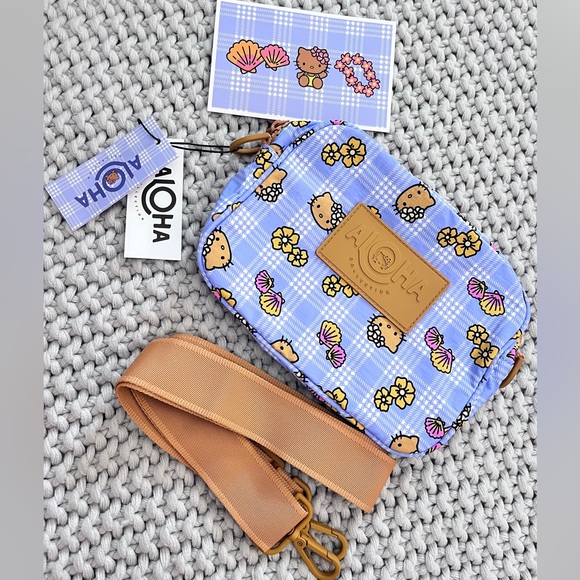 Aloha Collection Handbags - Aloha Collection• HELLO KITTY SUPER CUTE SPECIAL LIMITED EDITION Le Tour Palaka